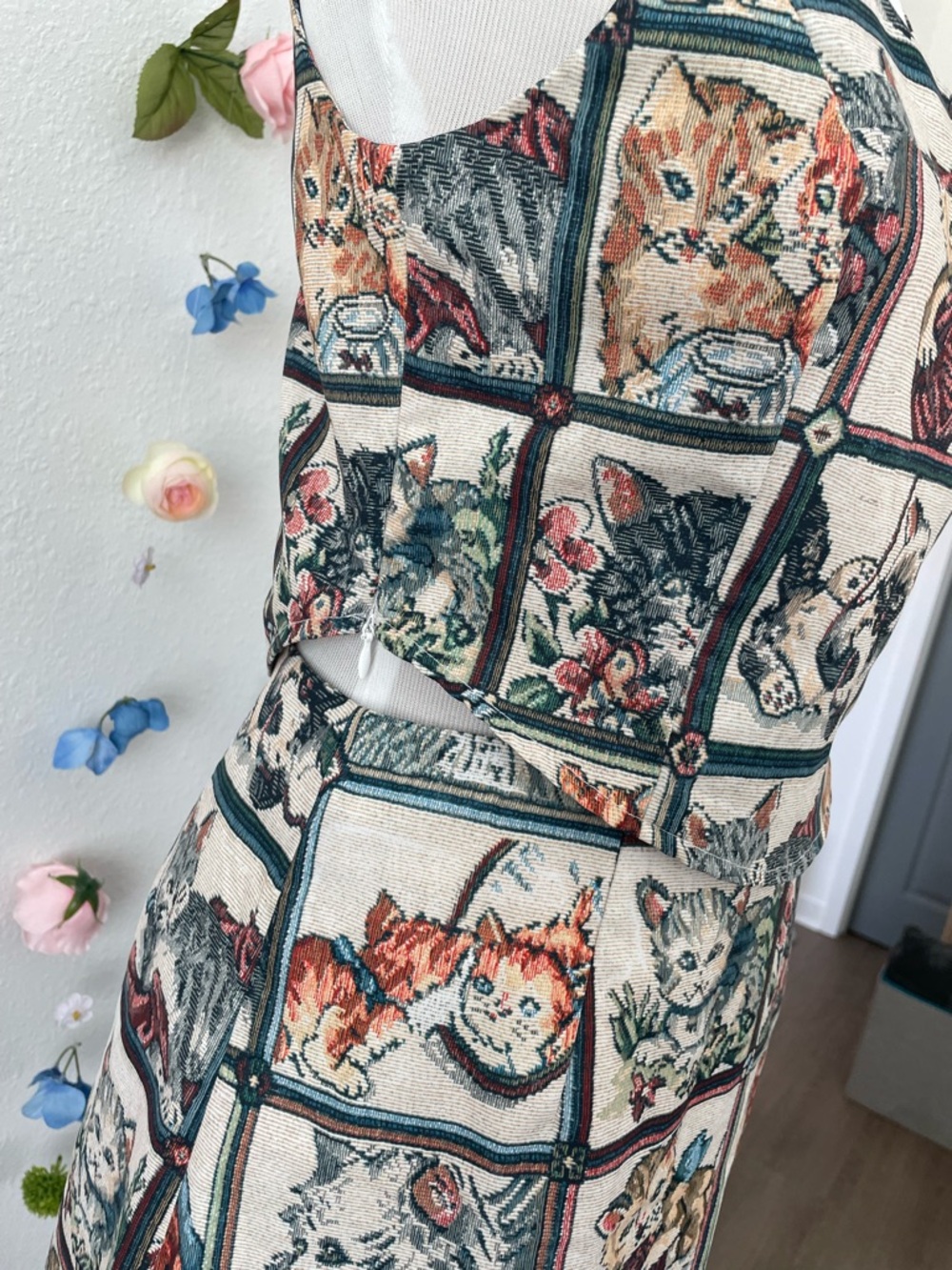 Cat Print Square Neck A-Line Dress in Cream and Multi - Picture 6 of 15